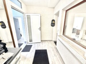 Wohnungseingang EG